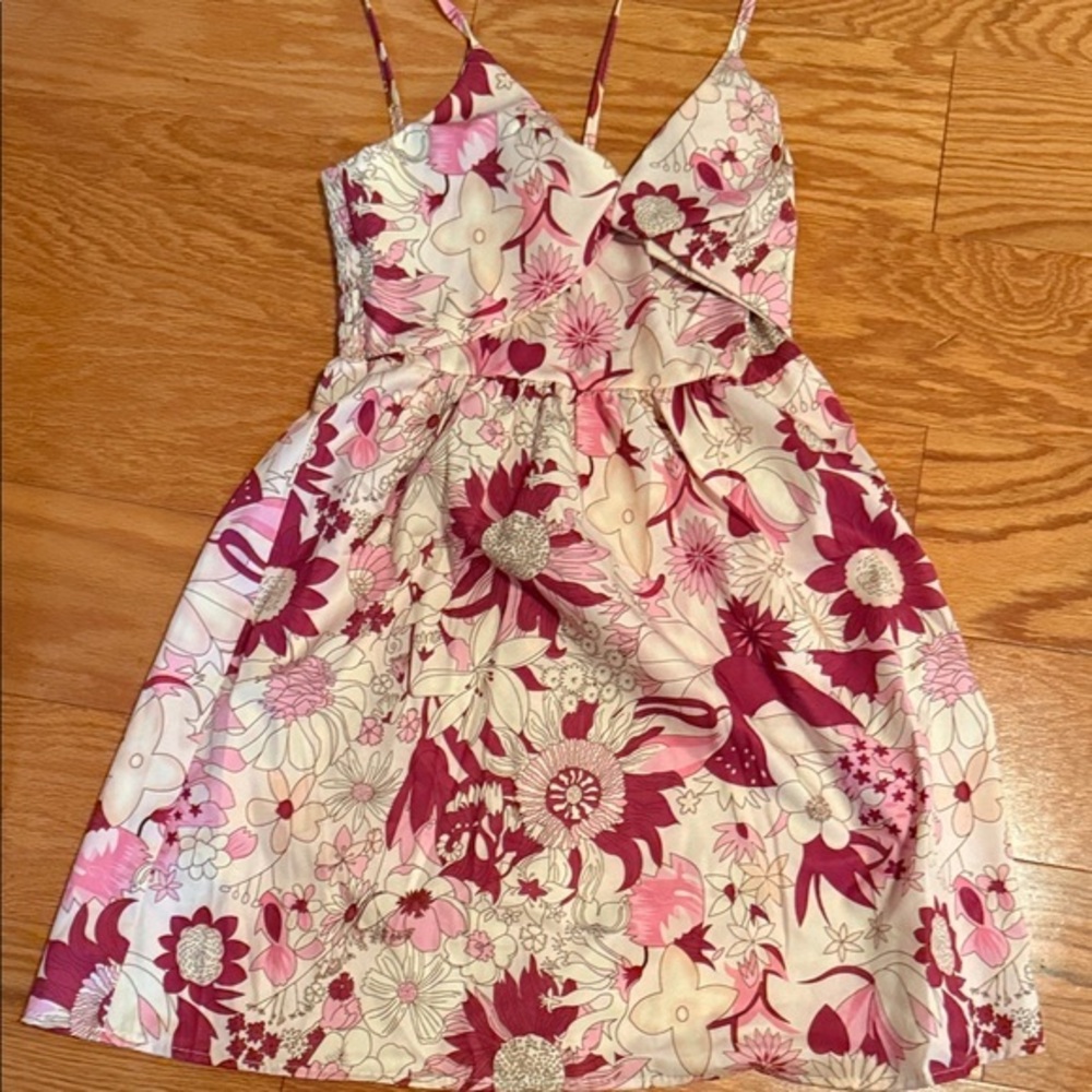 Women’s Floral Pink and White Strappy Mini  Dress, sz M
